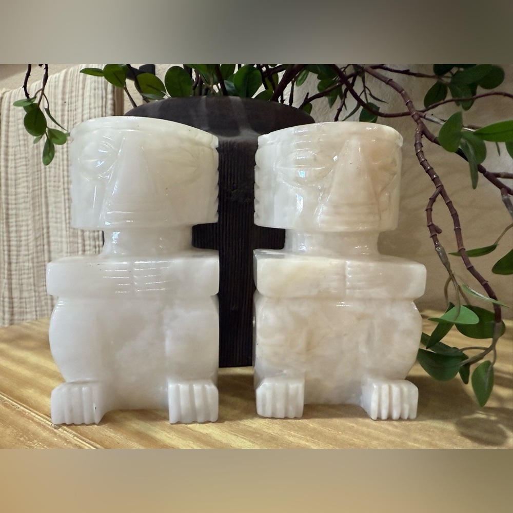 White Marble Stone Carved Mexican Mayan Aztec Bookends Pair Vintage